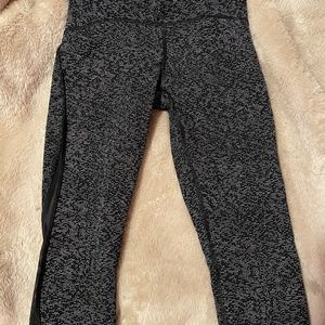 Lululemon leggings size 4